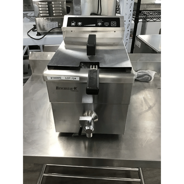 Ex-Showroom: Benchstar Single Tank Induction Fryer - IF3500S-VIC724