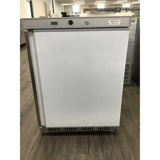 Ex-Showroom: Thermaster Bar Fridge - HR200S/S-VIC733